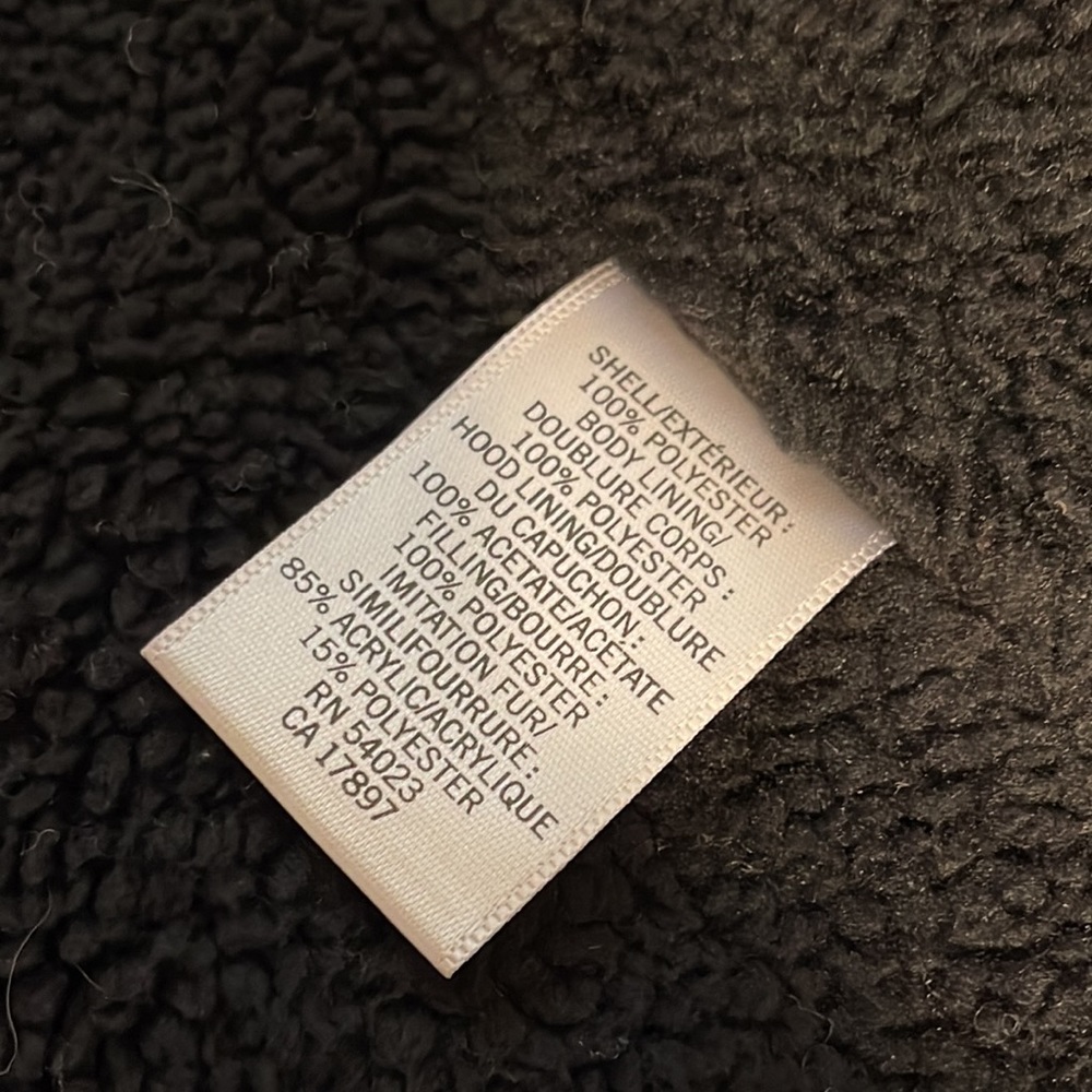 Banana republic black cozy warm vest size M - Picture 6 of 6